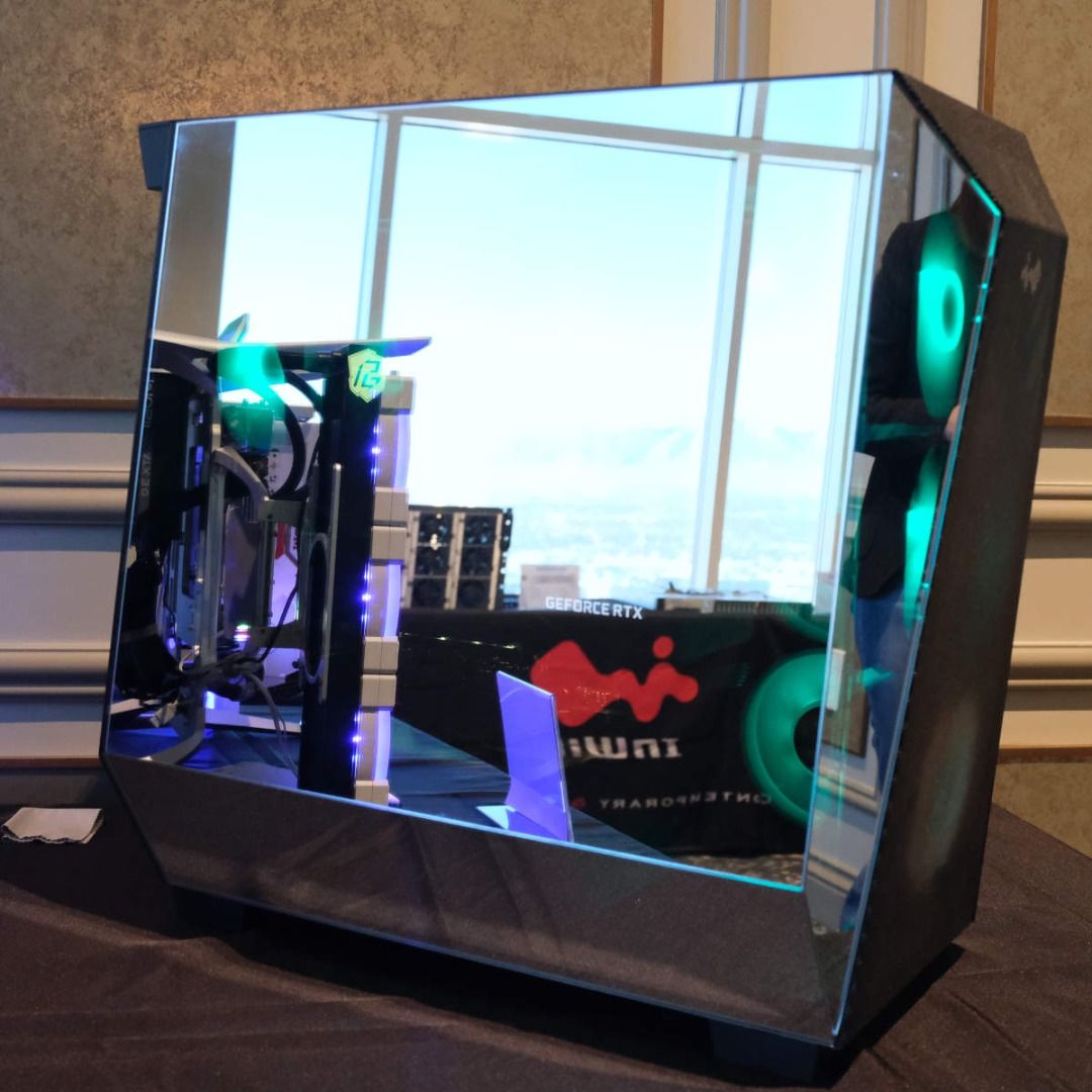 Unique InWin Mid-Tower PC Case - PRISM (Black)65716993336707116