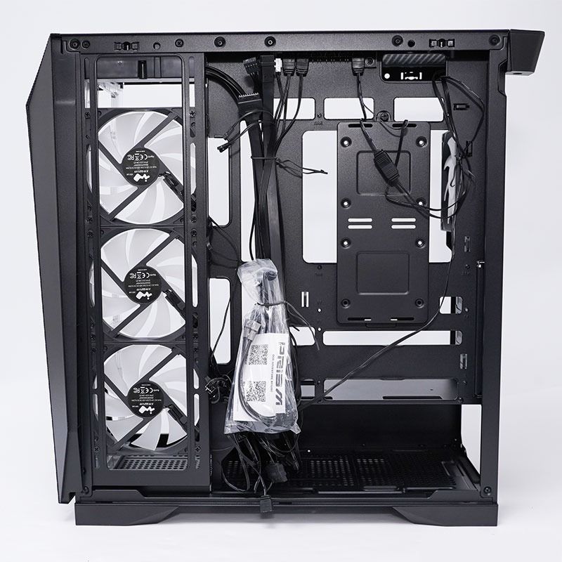 Unique InWin Mid-Tower PC Case - PRISM (Black)65716993336707114