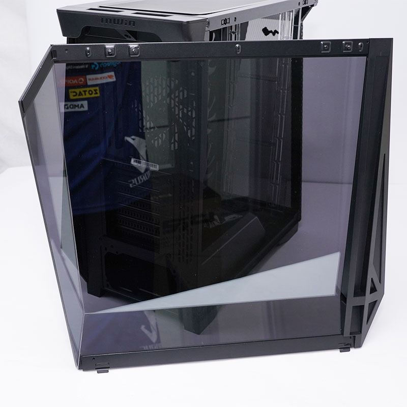 Unique InWin Mid-Tower PC Case - PRISM (Black)65716993336707111