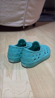 (Category: ) located in . Submitted by awingmawek (Listing ID 1426175556, Image 1). Description: .