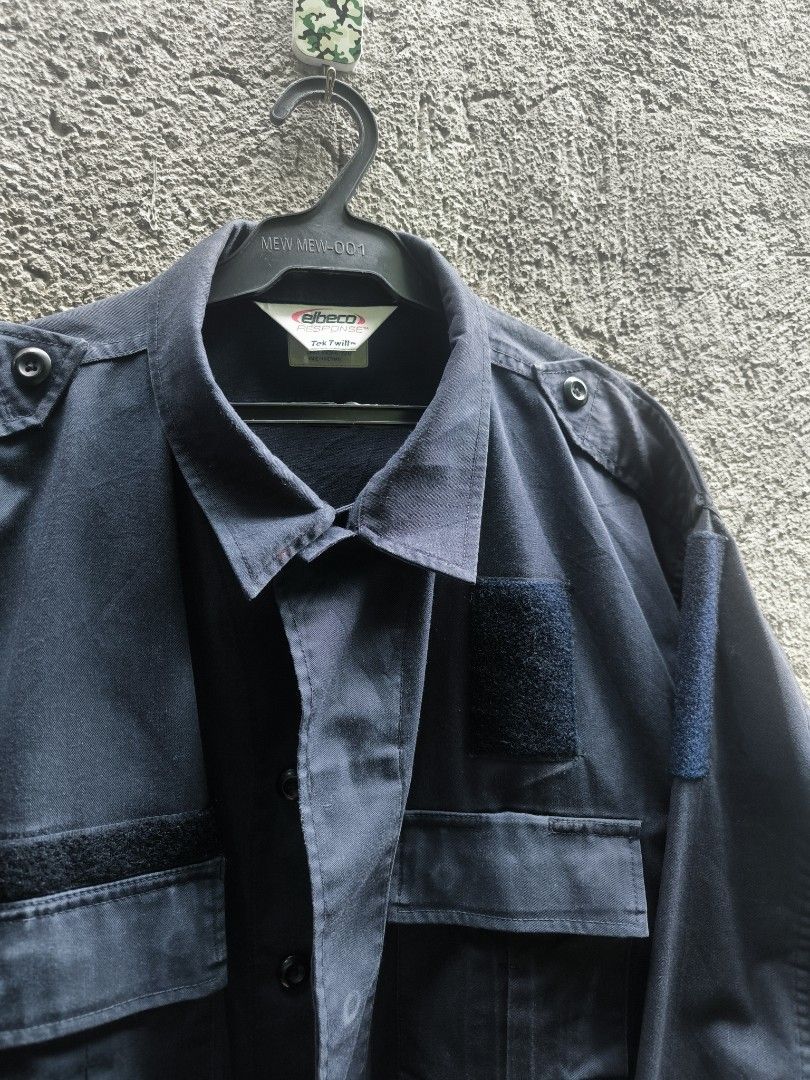 Vintage Elbeco Tektwill Navy BDU Jacket (Category: Coats, Jackets and Outerwear) located in Pasig City. Submitted by a_velvetmemory (Listing ID 1426017453, Image 2). Description: Vintage Elbeco Tektwill Navy BDU Long Sleeve Shirt Width - 25" Length - 29.5" Sleeve Length - 22" This beautiful navy blue BDU shirt fits really well. Perfectly vintage for a man with taste. Condition is great! Color may vary in actual. Feel free to DM if you have furthe