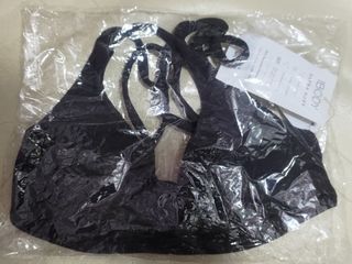 （分類：）位於 。 由 alice.13 提交（商品編號 1426118444，圖片 1）。簡介： 。