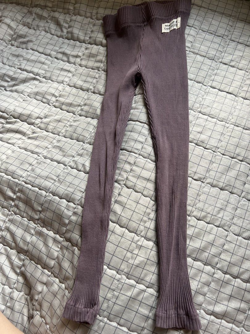 Zara Girl Ribbed Leggings - Size 7 (Category: Babies & Kids Fashion) located in Quezon City. Submitted by bubspreloved (Listing ID 1426027831, Image 1). Description: Zara kids. Classy colored leggings.