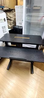 Computer Desk439974597325629440