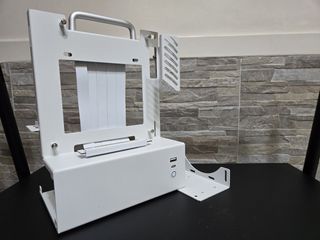 Superconducting Modular Open-Frame ITX Case459523221084579840