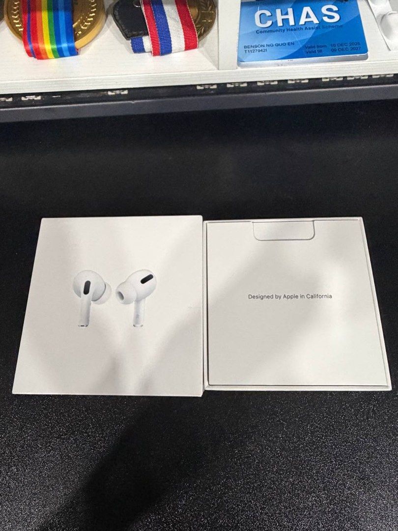 airpods pro 1401368229306050566