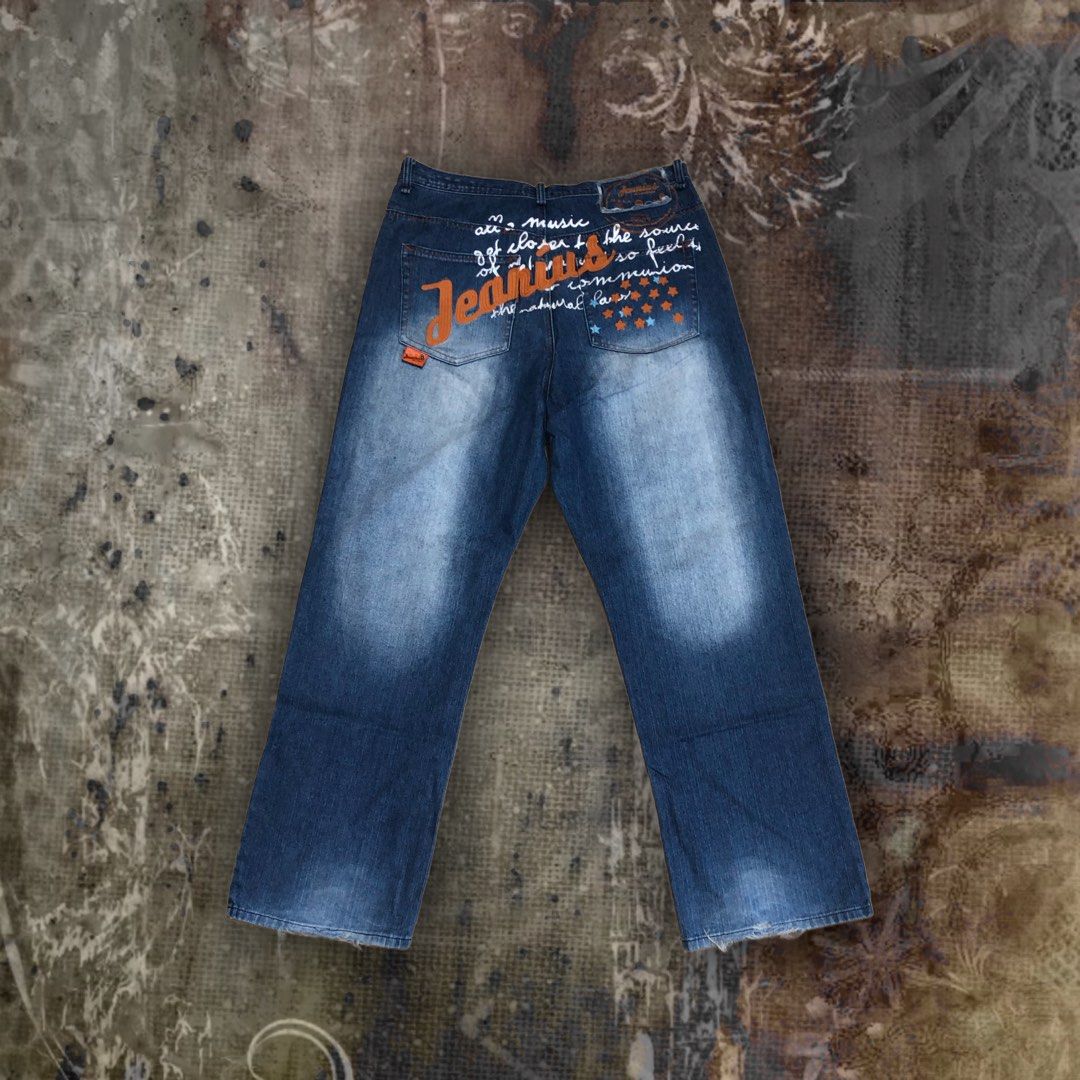 Akademiks Jeans (Category: Jeans) located in Manila. Submitted by aehls (Listing ID 1426191046, Image 1). Description: ⋆ waist 36 ⋆ length 46 ⋆ hem 10 ⋆ distressed hem ❦ mine @ 999 PHP note ! color may vary due to lighting .