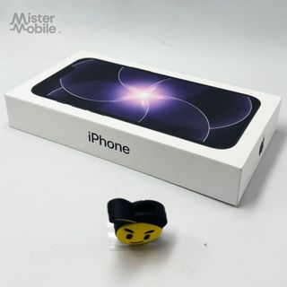 iPhone 17e BNIB Collection item 3
