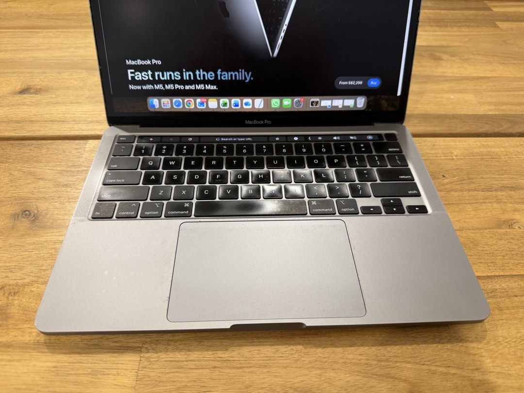 Apple MacBook Pro 13 inch453638136299540483
