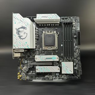 （分類：）位於 。 由 wingscomputer001 提交（商品編號 1426246045，圖片 1）。簡介： 。