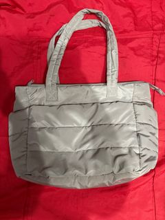 (Category: ) located in . Submitted by yazdeclutters (Listing ID 1426274046, Image 1). Description: .