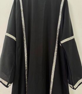 (Category: ) located in . Submitted by thehangerpreloved (Listing ID 1426203012, Image 1). Description: .