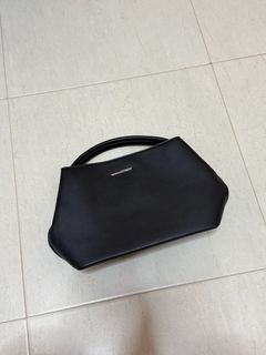 (Category: ) located in . Submitted by shopretty (Listing ID 1426318302, Image 1). Description: .