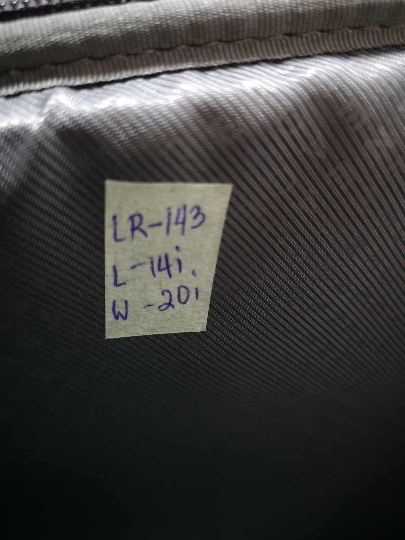 Black Laptop Bag With Strap (Category: Laptop Bags & Sleeves) located in Santa Cruz. Submitted by jmy_surplus.2 (Listing ID 1426252036, Image 2). Description: Size ; L - 14 W - 20 Color ; Black Type ; Laptop Bag Brand ; No brand Material ; Nylon Style ; Black Laptop bag LR 143 JMY 5 Batch #193.