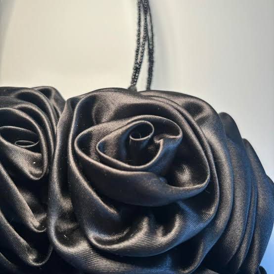 Black Rose Handbag- Party Bag Small size (Category: Luxury Bags & Wallets) located in Tagum. Submitted by itscookiemonster (Listing ID 1426340826, Image 3). Description: Hey there! Check out this awesome Party Bag Black Rose. The design is super stylish, perfect for events. The material is satin feels really nice and durable and elegant. Grab it before someone else does! Size : 8inx 6in (WxH).