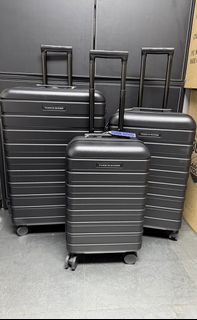 （分類：）位於 。 由 luggageking 提交（商品編號 1426252784，圖片 1）。簡介： 。