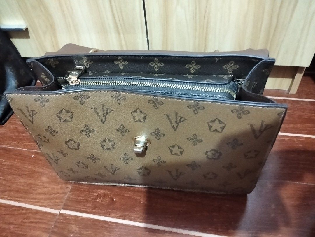 Brown monogram pattern (Category: Shoulder Bags) located in Cabuyao City. Submitted by vaynnah08 (Listing ID 1426258690, Image 3). Description: Pls.See Photos .
