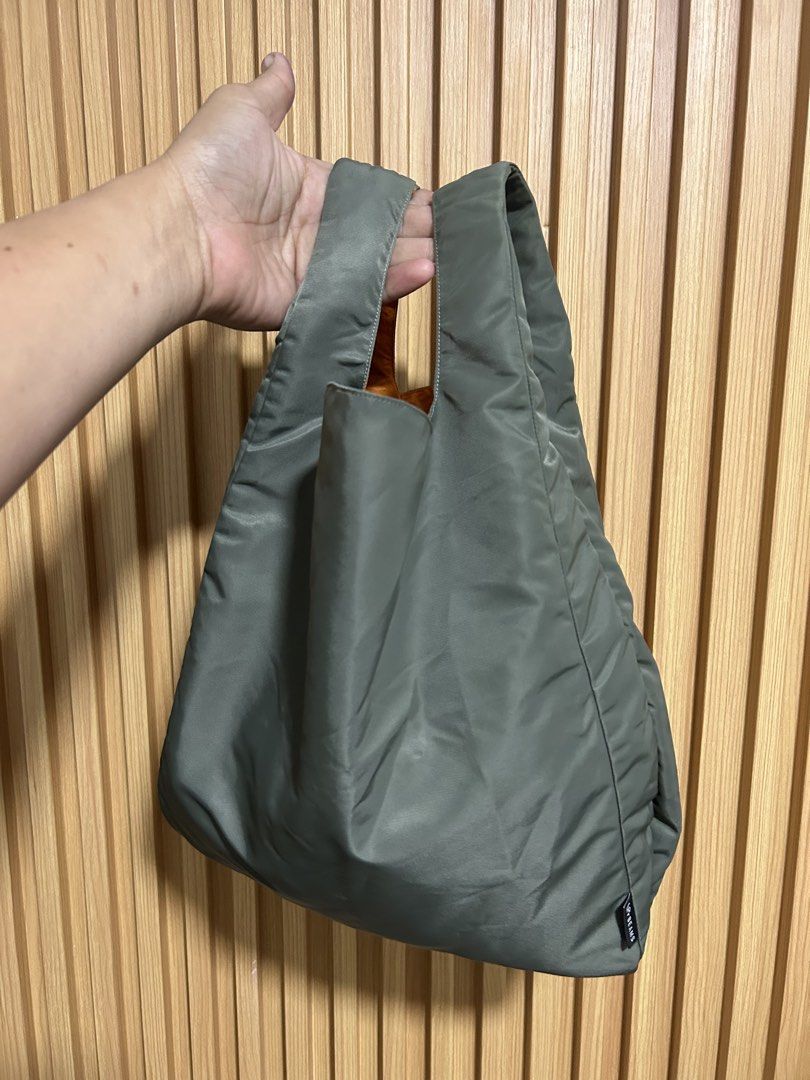 BUZZ RICKSON’S x BEAMS bPr BAG (Category: Belt bags, Clutches and Pouches) located in Dasmarinas. Submitted by pseudonym. (Listing ID 1426332363, Image 1). Description: BUZZ RICKSON’S x BEAMS bPr BAG EXCELLENT CONDITION NO FLAWS feel free to inquire quick replies.