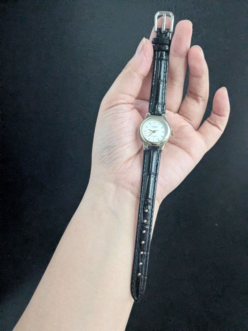 Chizuko Japan Vintage Watch (Category: Women's Watches) located in Quezon City. Submitted by nnncorner (Listing ID 1426326130, Image 1). Description: Chizuko Black Leather Strap Watch Fits 15-18 cm wrist 1 peso coin size Buffalo Swiss Leather No scratches on glass face It comes with velvet box 1,500.