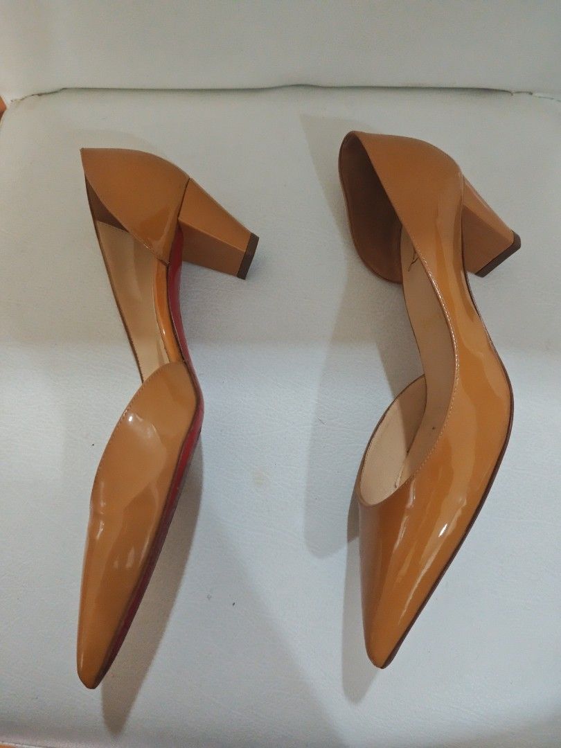 Christian loubiutin (Category: Heels) located in Makati City. Submitted by ty34615 (Listing ID 1426204593, Image 3). Description: shoe size 38.5 brought for 7100usd with box and bag letting go.