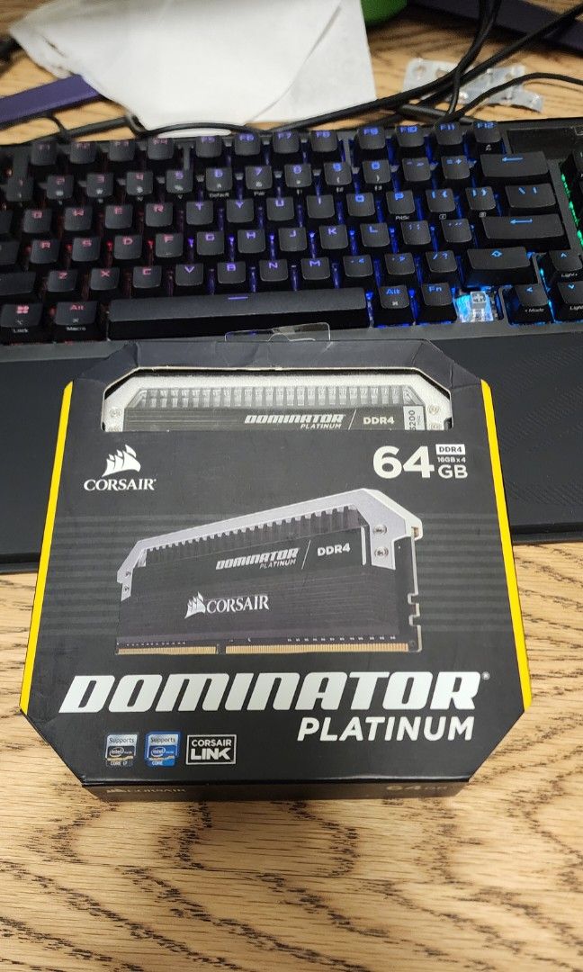 Corsair Dominator Platinum 64 GB65716942651905110