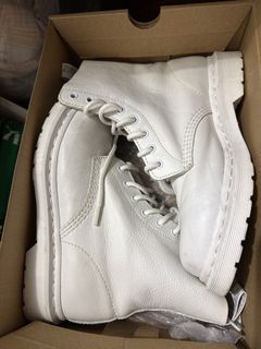 （分類：）位於 。 由 movingoutsale321 提交（商品編號 1426312366，圖片 1）。簡介： 。