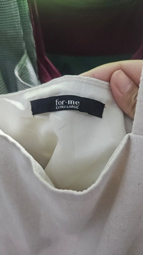 Forme Linen Peplum Top - Extra Large (Category: Blouses) located in Quezon City. Submitted by ohhlalawho (Listing ID 1426330391, Image 3). Description: Used, but in like new condition. Size XL (fits bust 38C; see size chart). I wasn't able to wear this a lot, pero isa ito sa mga paborito kong top. Bought this in store for P1298. Current price is still slightly negotiable. RFS: lost weight Can give discount if you buy 2 or more items..
