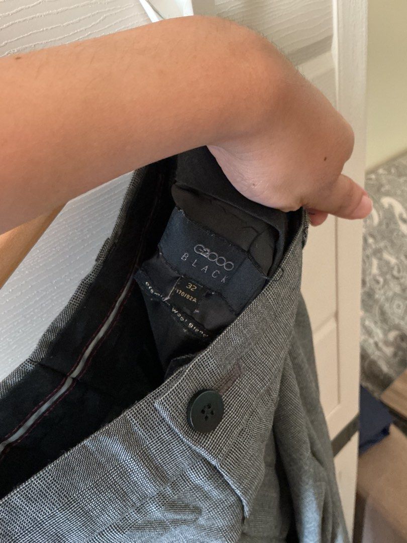 G2000 Black Gray Trousers Size 32 (Category: Trousers) located in Taguig. Submitted by prelovedby.em (Listing ID 1426276093, Image 3). Description: Great condition Length is altered.