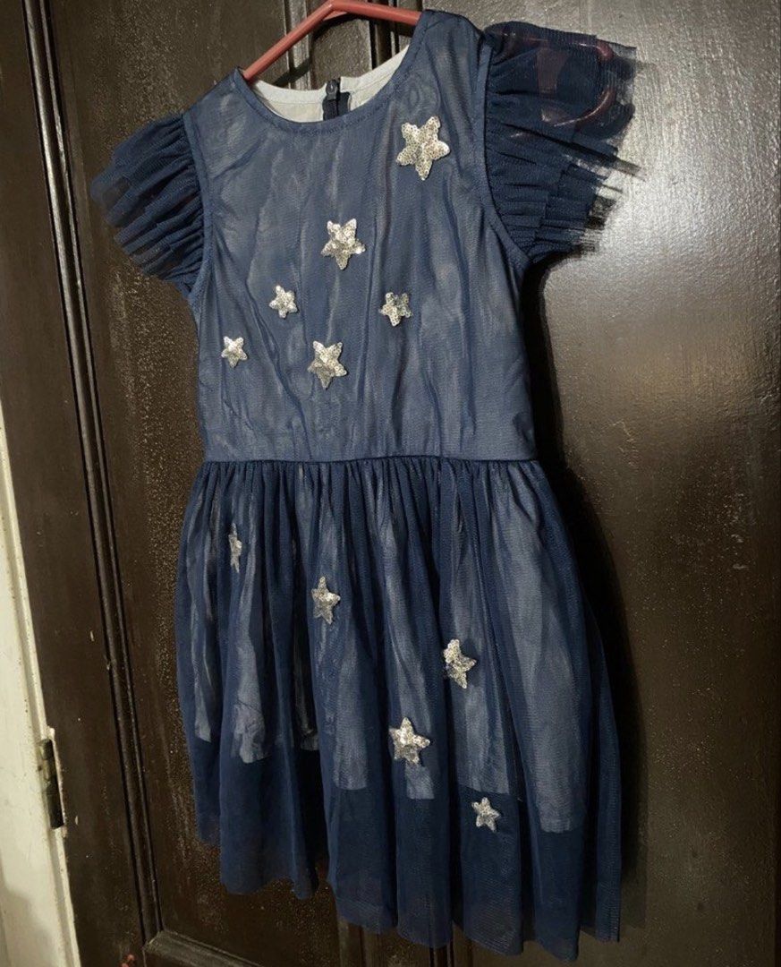 Gingersnaps Navy Blue Star Dress (Category: Looking For) located in Quezon City. Submitted by jla07 (Listing ID 1426337339, Image 2). Description: Size 8y pls Looking po.