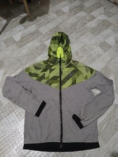 (Category: ) located in . Submitted by twoonethrift213 (Listing ID 1426376257, Image 1). Description: .