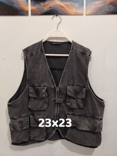 (Category: ) located in . Submitted by acexjheapparel (Listing ID 1426241763, Image 1). Description: .