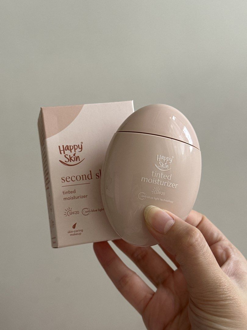 Happy Skin Second Skin Tinted Moisturizer (Category: Face Care) located in Pasay City. Submitted by leostash (Listing ID 1426248909, Image 1). Description: 📍PASAY 📦LALAMOVE/JNT PLEASE DO TEXT ME IF UNABLE TO REPLY ON HERE. Thanks ☺️.