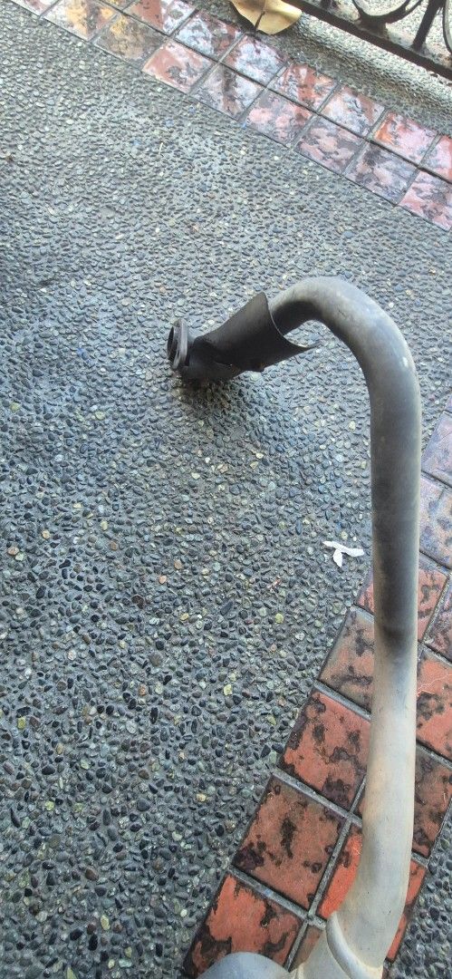 Honda click stock muffler/ pipe (Category: Mufflers, Exhaust Parts & Accessories) located in Las Pinas. Submitted by mhelandmarc (Listing ID 1426198410, Image 3). Description: stock muffler replaced by an aftermarket pipe. owner no longer interested. for disposal only. minor scratches indicated and stains. price negotiable😉.
