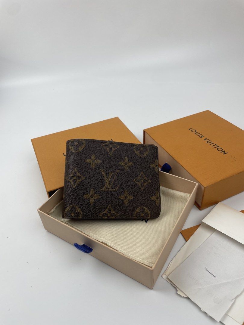 LV Slender Wallet (Category: Luxury Bags & Wallets) located in Las Pinas. Submitted by vinalcantara (Listing ID 1426304467, Image 2). Description: For Steal / Trade !! LV Slender Wallet Brandnew / with dust bag, box and receipt Php 23,000 (SRP 28,000) Will send detailed pics upon request ✔️ ✅ Terms/Layaway 📍 Loc/Meet ups: Las Piñas 💸 BDO or Gcash 🚚 Lalamove/LBC ✔️ Unli vouch and legit check @Prynne_sole on IG! Dm to purchase!.