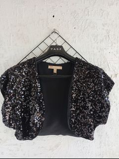 (Category: ) located in . Submitted by original_uniqlo (Listing ID 1426232627, Image 1). Description: .