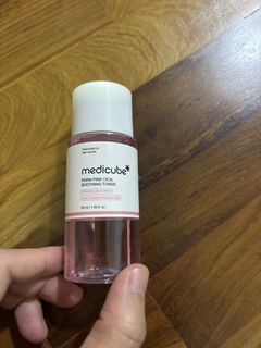 (Category: ) located in . Submitted by recycle.boutique_ (Listing ID 1426319279, Image 1). Description: .