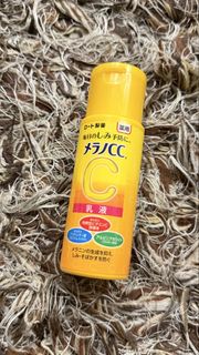 (Category: ) located in . Submitted by ysa.declutters (Listing ID 1426364808, Image 1). Description: .