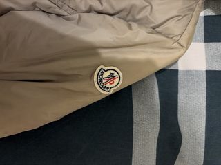 （分類：）位於 。 由 schan2019 提交（商品編號 1426331596，圖片 1）。簡介： 。