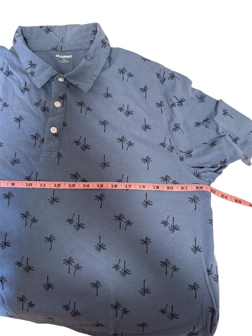 Old Navy Palm Tree Polo Shirt (Category: Tshirts & Polo Shirts ) located in Pasig City. Submitted by newdarlings (Listing ID 1426316779, Image 3). Description: This is preloved so manage your expectations. Color may vary due to lighting Measurements are provided in the photos Rfs: Decluttering All sales are final. No returns. MOP: Gcash & Maya Delivery fee c/o buyer. Courier: J&T Same Day Delivery: Grab / Lalamove.