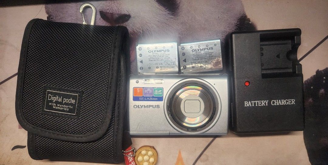Olympus FE 5050 (Category: Cameras) located in Cabiao. Submitted by johnsulitshop (Listing ID 1426309829, Image 1). Description: Vintage Olympus FE 5050 Included: - charger - 2 batteries meetup SM San Lazaro or around Binondo.