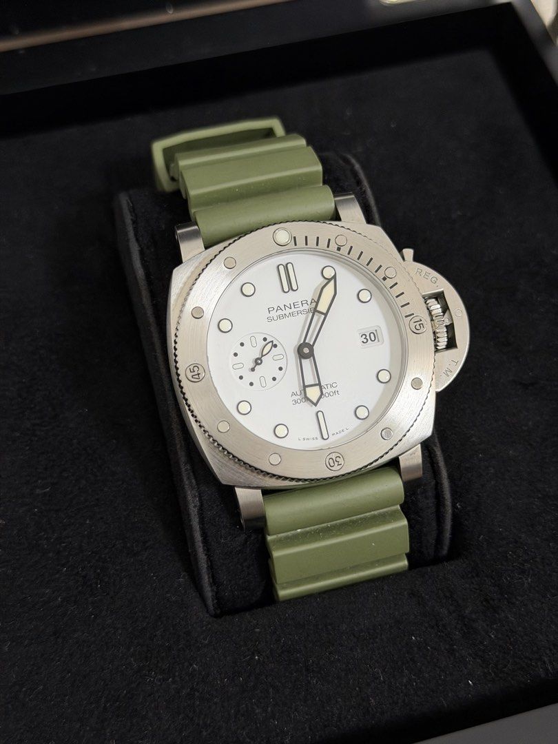 Panerai Submersible PAM 1229 (Category: Luxury Watches) located in San Juan City. Submitted by rhyswatchph (Listing ID 1426314475, Image 2). Description: Panerai Submersible PAM 1229 44mm Year 2021 Full Set Condition 9.8/10 San Juan City On hand Showroom opening soon 👀 440,000.