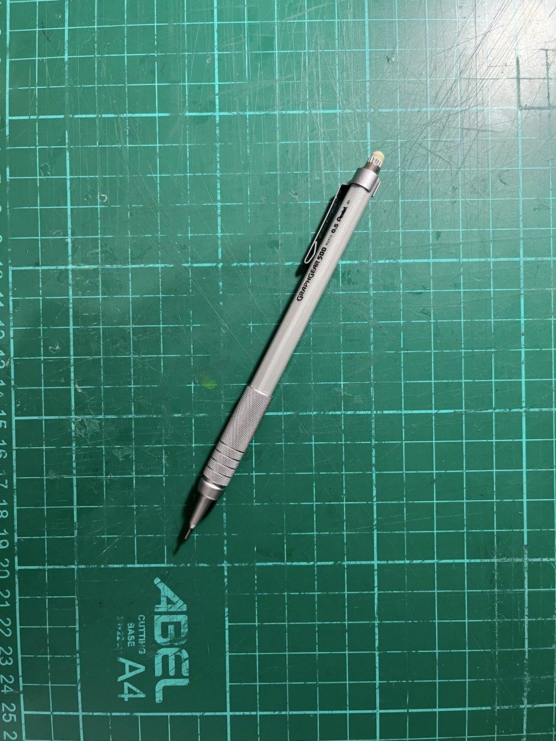 Pentel Graphgear 500 0.5mm Mechanical Pencil (Category: Stationery & School Supplies) located in Manila. Submitted by penmaster (Listing ID 1426333800, Image 2). Description: Pentel Graphgear 500 0.5mm Mechanical Pencil issue: eraser cap missing.