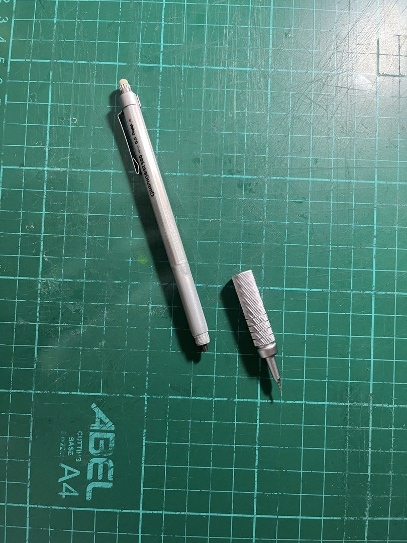 Pentel Graphgear 500 0.5mm Mechanical Pencil (Category: Stationery & School Supplies) located in Manila. Submitted by penmaster (Listing ID 1426333800, Image 3). Description: Pentel Graphgear 500 0.5mm Mechanical Pencil issue: eraser cap missing.
