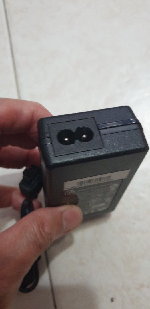 Power adapter 12V 1.25A405996256951029764