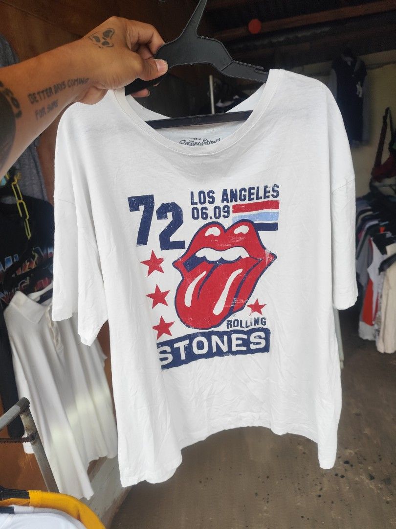 Rolling Stones Los Angeles Graphic Tee (Category: Tshirts & Polo Shirts ) located in Manila. Submitted by gamuedawil04586 (Listing ID 1426191735, Image 1). Description: 22x27 issue need wash.