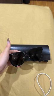 (Category: ) located in . Submitted by randomgaragesale9 (Listing ID 1426306455, Image 1). Description: .