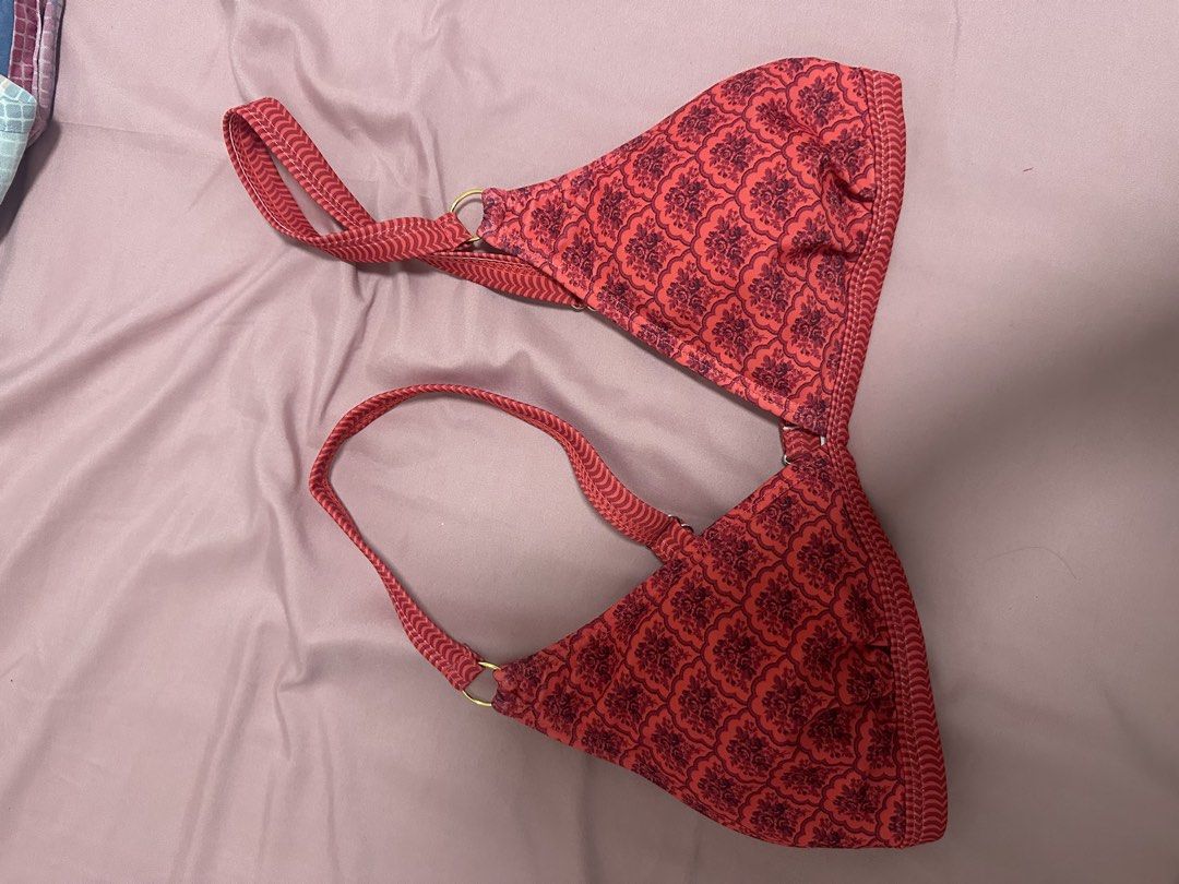 SHEIN Red Floral Bikini (Category: Bikinis & Swimsuits) located in Quezon City. Submitted by alexandria7 (Listing ID 1426263283, Image 3). Description: On hand, never been worn! RFS: I’m an XS, not S Bought for 361 selling for 300 nalang :) .