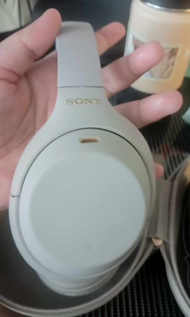 SONY XM4 (Category: Headphones & Headsets) located in Manila. Submitted by juanderer99 (Listing ID 1426228191, Image 2). Description: Bought last September 2025. Complete accessory and papers pa. RFS: Need funds..