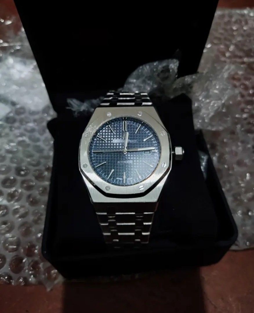 Stainless Steel Watch with Blue Dial (Category: Luxury Watches) located in Lapu-Lapu City. Submitted by lui96 (Listing ID 1426280338, Image 1). Description: AP (C) Used only for pictures.