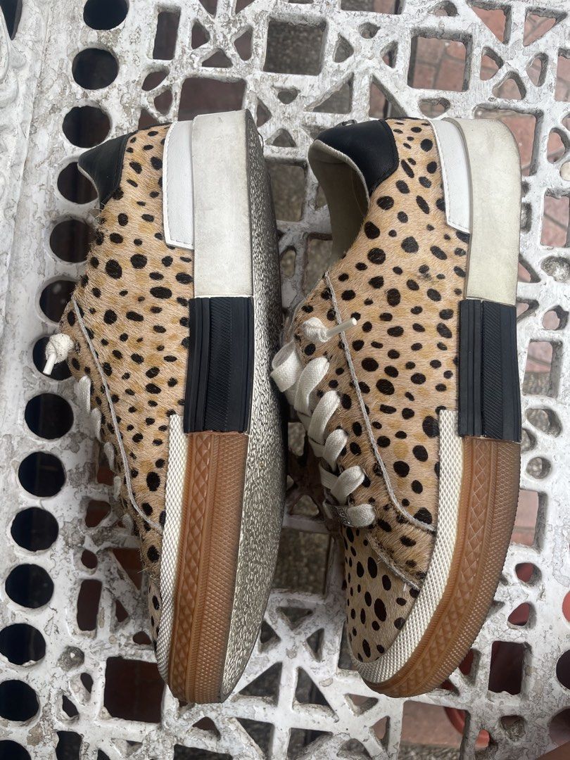 Steve Madden Embark Leopard Print Sneakers (Category: Sneakers) located in Cainta. Submitted by robbynt (Listing ID 1426210986, Image 2). Description: 👗👟👜 Part of my closet clean-out! Letting go of some of my faves — all preloved and in great shape. From my closet to yours. 😊 ✅ Color - multi color ✅ Size - 240 ✅ For Women ♻️ Location: Cainta, Rizal ♻️ MOP: GCash ♻️ SF: shouldered by buyer via Lalamove or JnT ♻️ PM if interested Thank you..